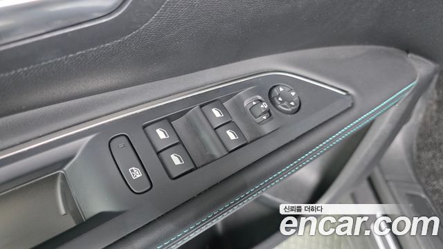 Peugeot 5008 2022 — photo 16