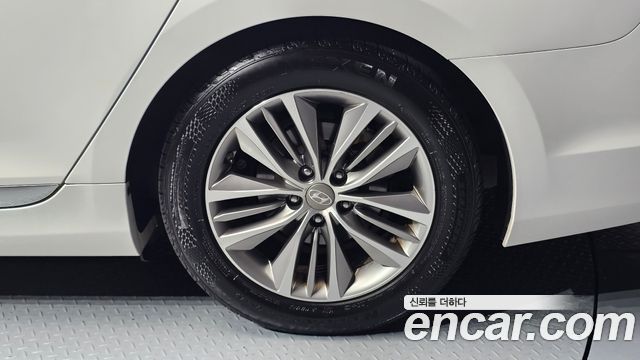 Hyundai Grandeur 2016 — photo 7