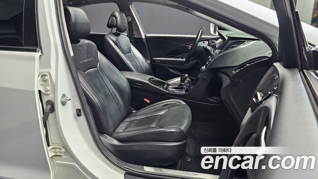 Hyundai Grandeur 2016 — photo 16