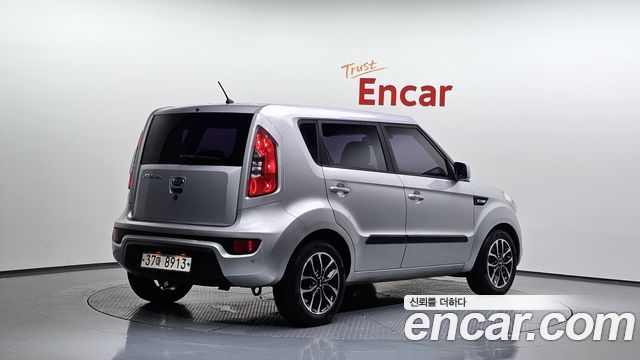 Kia Soul 2013 — photo 2