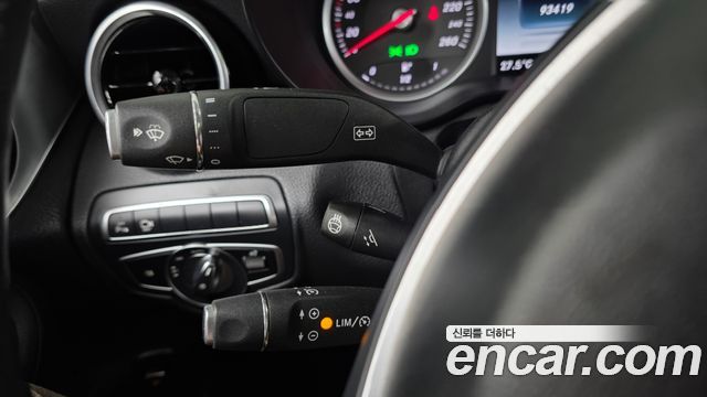 Mercedes-Benz GLC-Class 2018 — photo 28