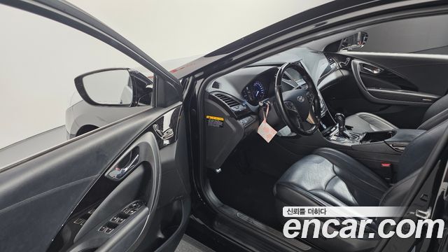 Hyundai Grandeur 2014 — photo 11