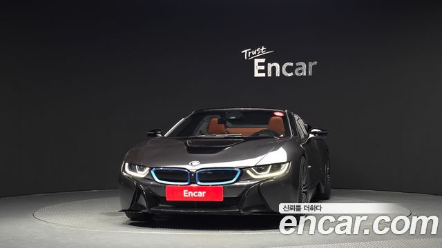 BMW i8 2019 — photo 3