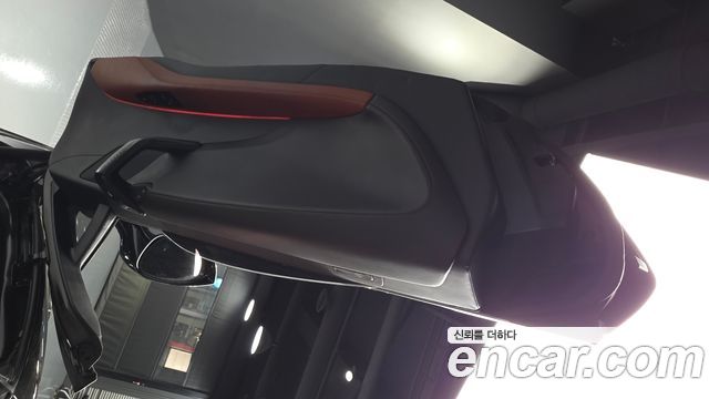 BMW i8 2019 — photo 15