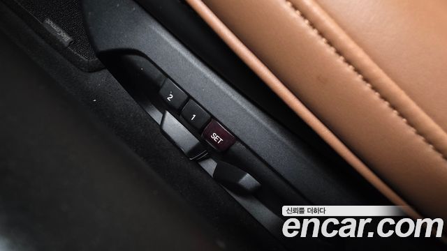 BMW i8 2019 — photo 29