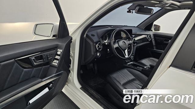 Mercedes-Benz GLK-Class 2015 — photo 10