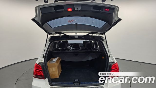 Mercedes-Benz GLK-Class 2015 — photo 19