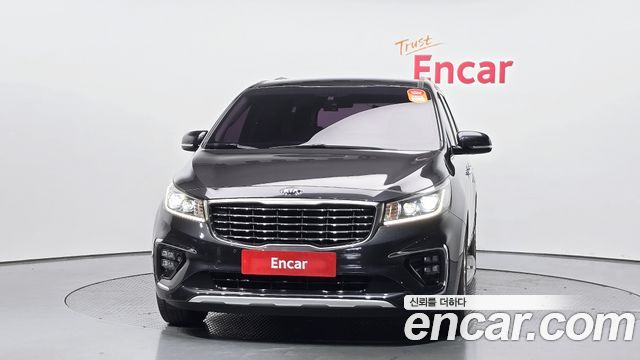 Kia Canival 2019 — photo 3