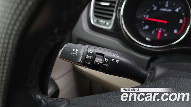 Kia Canival 2019 — photo 29