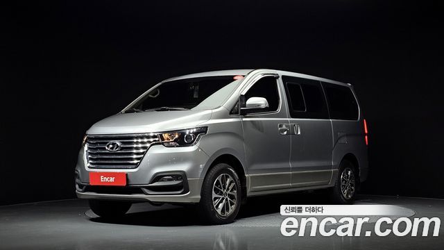 Hyundai Starex 2019 — photo 1