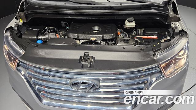 Hyundai Starex 2019 — photo 6