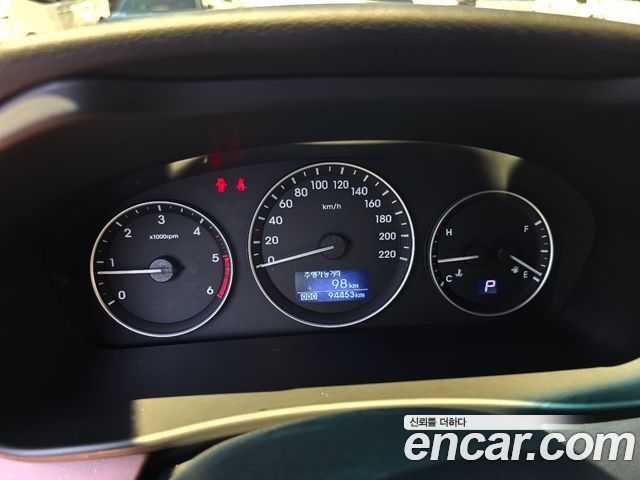 Hyundai Starex 2019 — photo 8