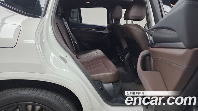 BMW X4 2025 — photo 17