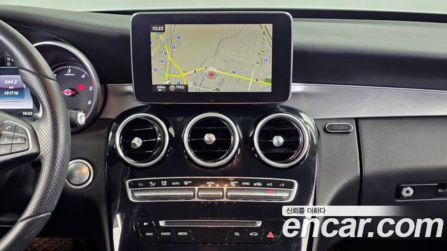 Mercedes-Benz C-Class 2016 — photo 14