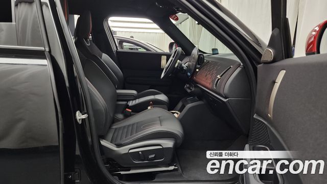 Mini Countryman 2024 — photo 11