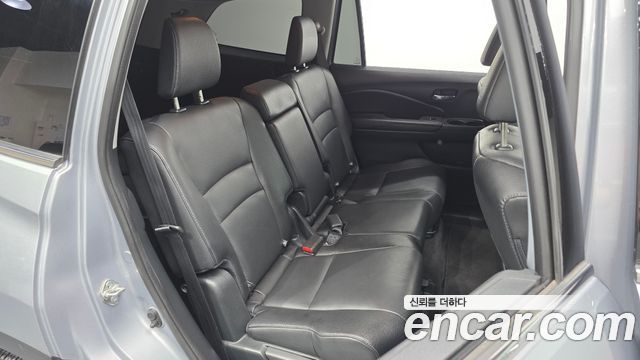 Honda Pilot 2017 — photo 17
