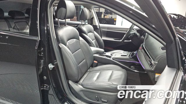 Hyundai Grandeur 2022 — photo 18