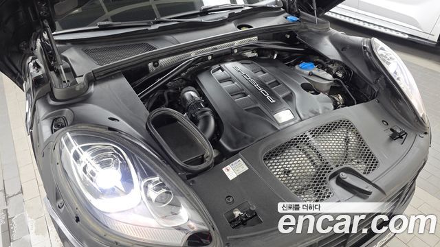 Porsche Macan 2017 — photo 6