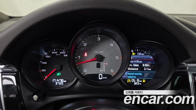 Porsche Macan 2017 — photo 8