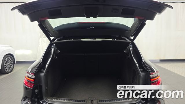 Porsche Macan 2017 — photo 20