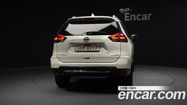 Nissan X-Trail 2018 — photo 4