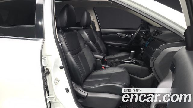 Nissan X-Trail 2018 — photo 18