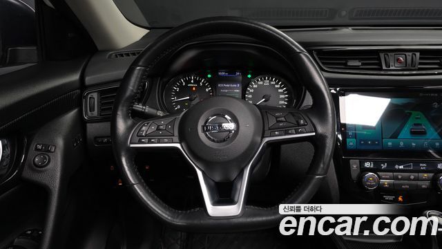 Nissan X-Trail 2018 — photo 19