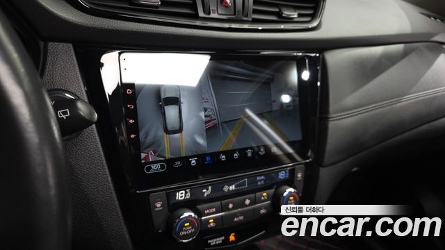 Nissan X-Trail 2018 — photo 21
