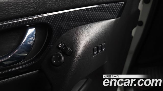 Nissan X-Trail 2018 — photo 24