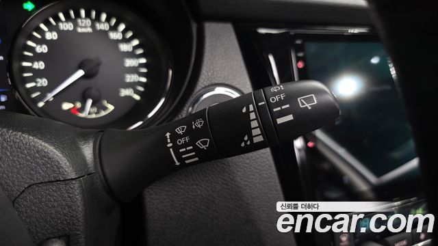 Nissan X-Trail 2018 — photo 30