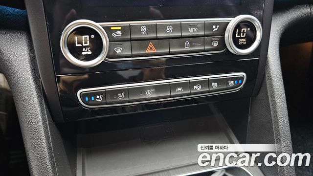 Renault Korea SM6 2021 — photo 26