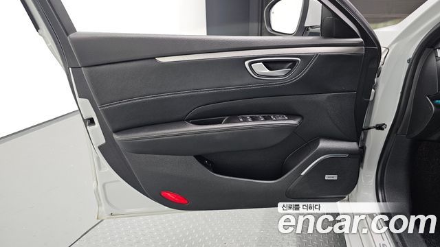 Renault Korea SM6 2021 — photo 14