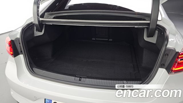 Renault Korea SM6 2021 — photo 29