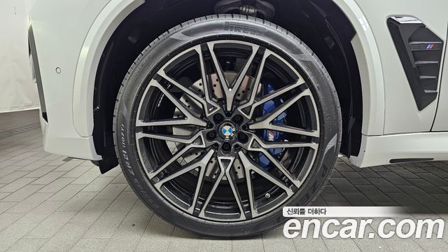 BMW X5M 2025 — photo 5
