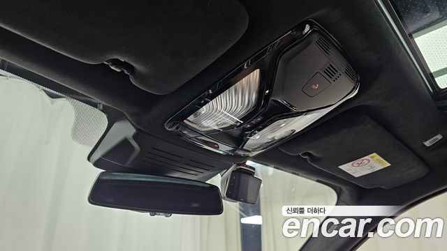 BMW X5M 2025 — photo 22
