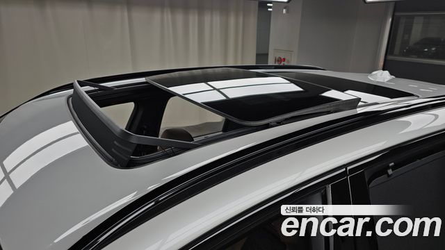 BMW X5M 2025 — photo 27