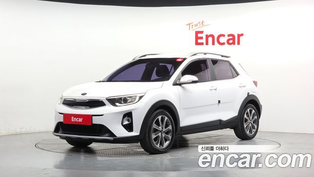 Kia Stonic 2019 — photo 1