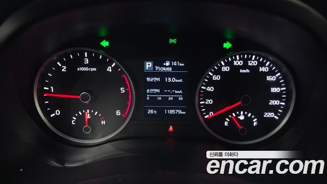 Kia Stonic 2019 — photo 11