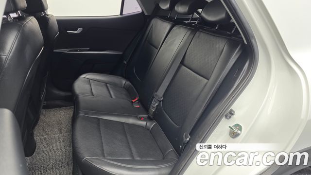 Kia Stonic 2019 — photo 16