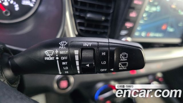 Kia Stonic 2019 — photo 29