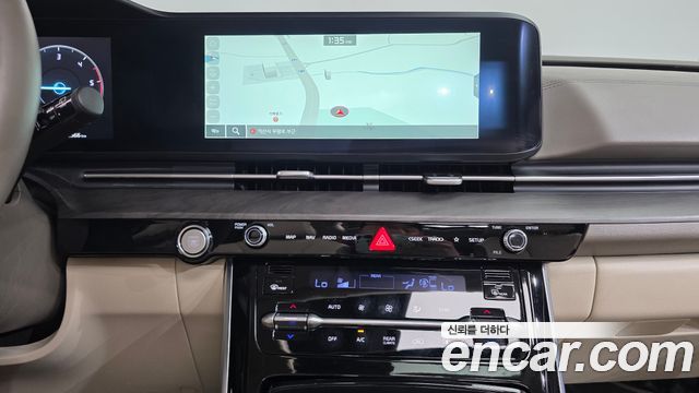 Kia Canival 2023 — photo 14