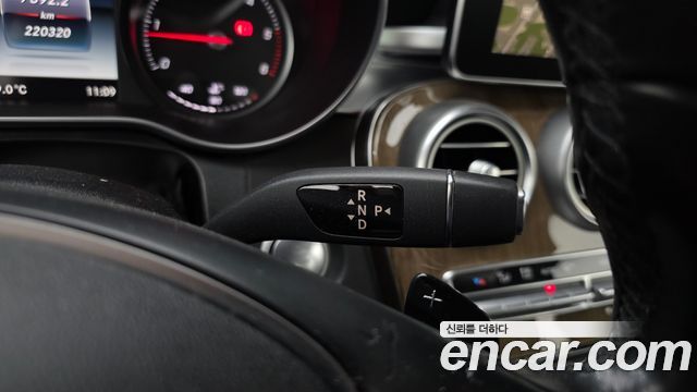 Mercedes-Benz C-Class 2017 — photo 9