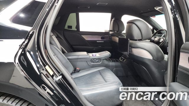 Genesis G90 2023 — photo 17