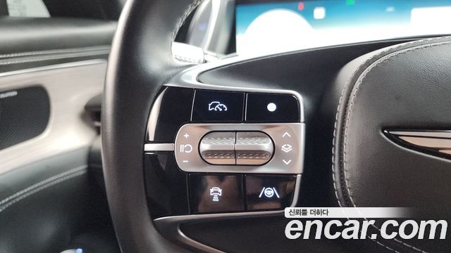 Genesis G90 2023 — photo 21