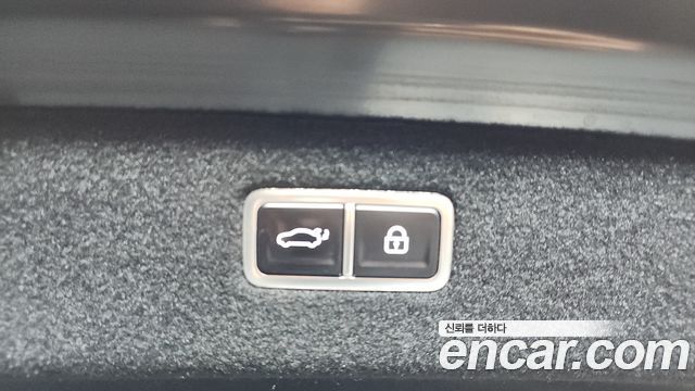 Genesis G90 2023 — photo 22