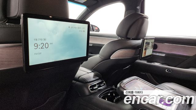 Genesis G90 2023 — photo 24