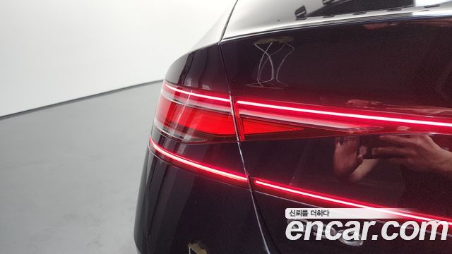 Genesis G90 2023 — photo 9