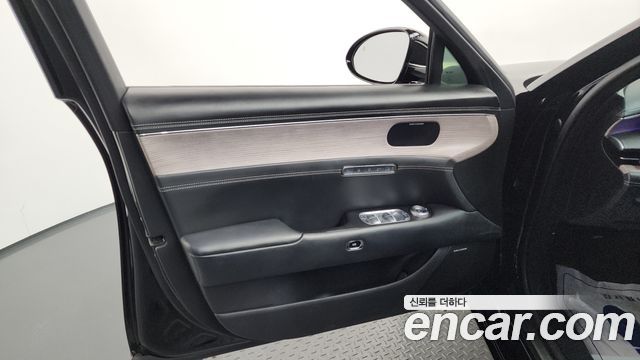 Genesis G90 2023 — photo 14