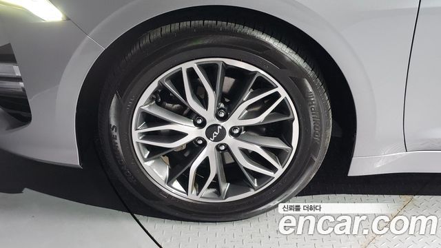 Kia K5 2023 — photo 5