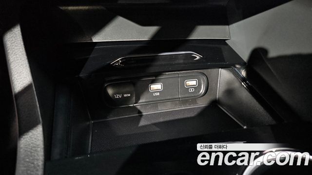 Kia K5 2023 — photo 18